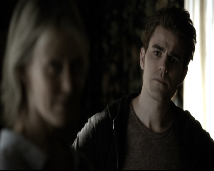 VampireDiariesWorld-dot-nl_6x11WokeUpWithAMonster0491.jpg