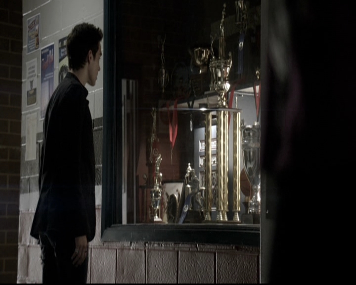 VampireDiariesWorld-dot-nl_6x11WokeUpWithAMonster0547.jpg