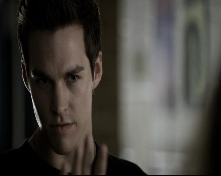 VampireDiariesWorld-dot-nl_6x11WokeUpWithAMonster0585.jpg