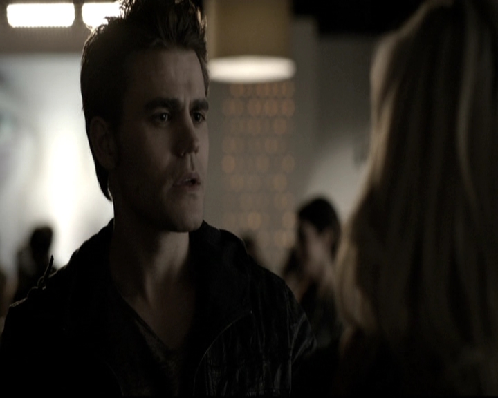 VampireDiariesWorld-dot-nl_6x11WokeUpWithAMonster0711.jpg