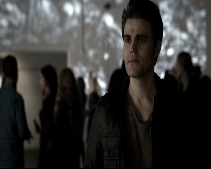 VampireDiariesWorld-dot-nl_6x11WokeUpWithAMonster0750.jpg