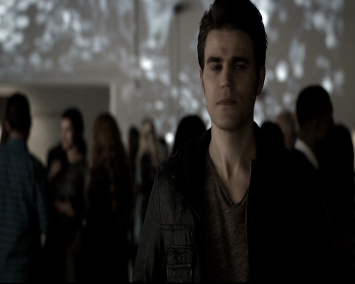 VampireDiariesWorld-dot-nl_6x11WokeUpWithAMonster0751.jpg