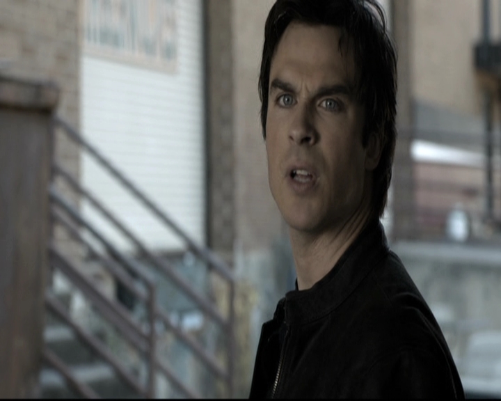 VampireDiariesWorld-dot-nl_6x11WokeUpWithAMonster0952.jpg