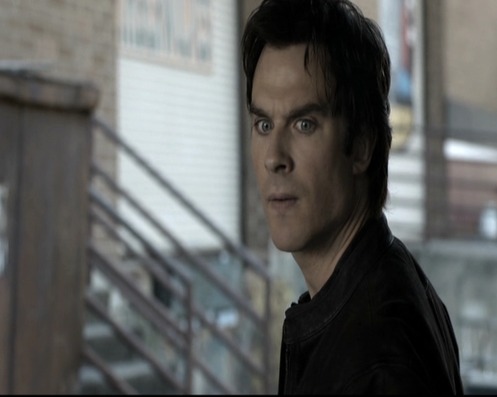 VampireDiariesWorld-dot-nl_6x11WokeUpWithAMonster0958.jpg