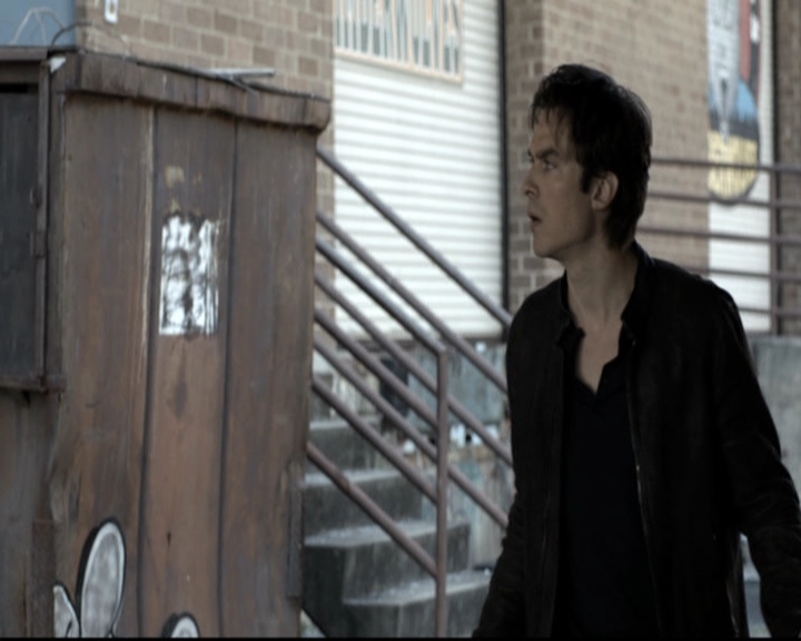 VampireDiariesWorld-dot-nl_6x11WokeUpWithAMonster0970.jpg