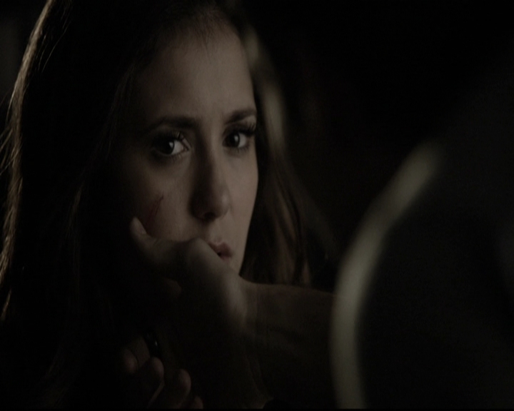 VampireDiariesWorld-dot-nl_6x11WokeUpWithAMonster1276.jpg