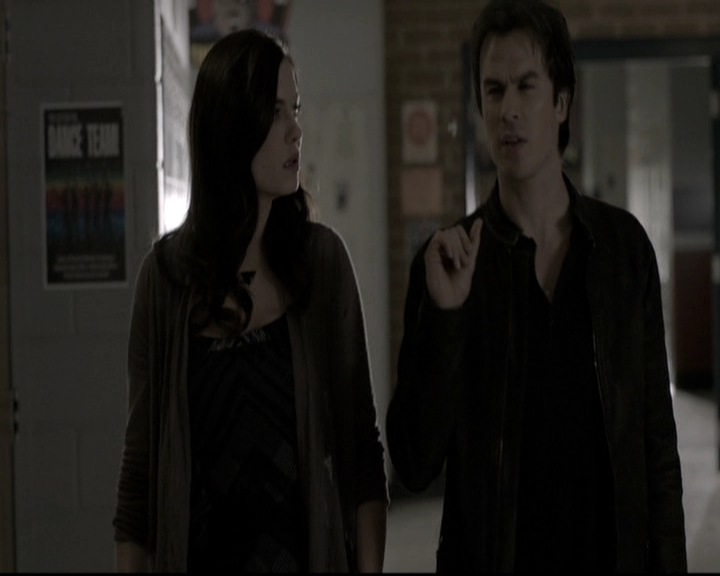 VampireDiariesWorld-dot-nl_6x11WokeUpWithAMonster1283.jpg