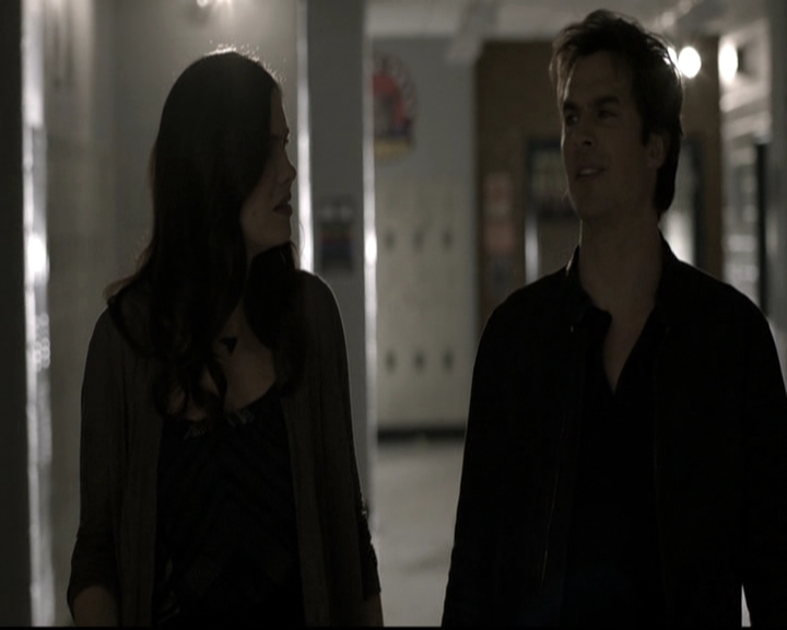 VampireDiariesWorld-dot-nl_6x11WokeUpWithAMonster1295.jpg