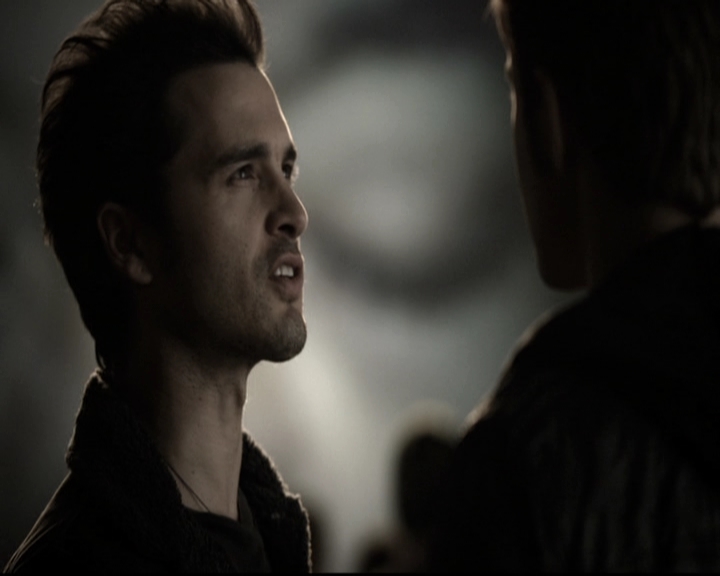 VampireDiariesWorld-dot-nl_6x11WokeUpWithAMonster1356.jpg