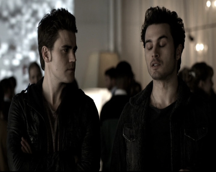 VampireDiariesWorld-dot-nl_6x11WokeUpWithAMonster1360.jpg