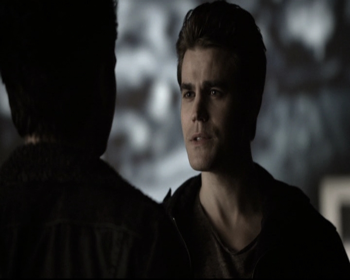 VampireDiariesWorld-dot-nl_6x11WokeUpWithAMonster1378.jpg