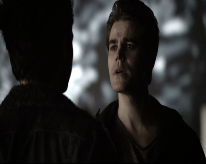 VampireDiariesWorld-dot-nl_6x11WokeUpWithAMonster1380.jpg