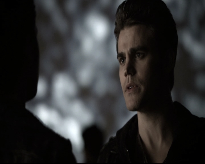 VampireDiariesWorld-dot-nl_6x11WokeUpWithAMonster1388.jpg