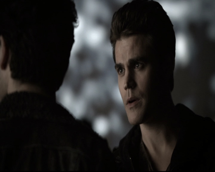 VampireDiariesWorld-dot-nl_6x11WokeUpWithAMonster1396.jpg