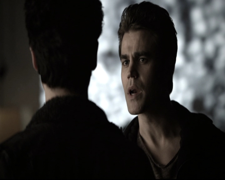 VampireDiariesWorld-dot-nl_6x11WokeUpWithAMonster1411.jpg