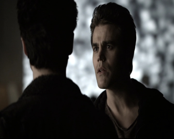 VampireDiariesWorld-dot-nl_6x11WokeUpWithAMonster1412.jpg