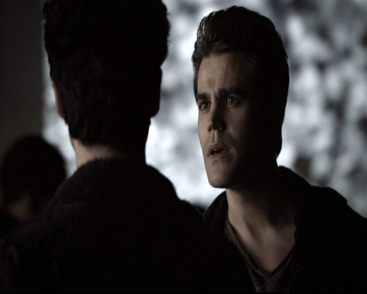 VampireDiariesWorld-dot-nl_6x11WokeUpWithAMonster1413.jpg