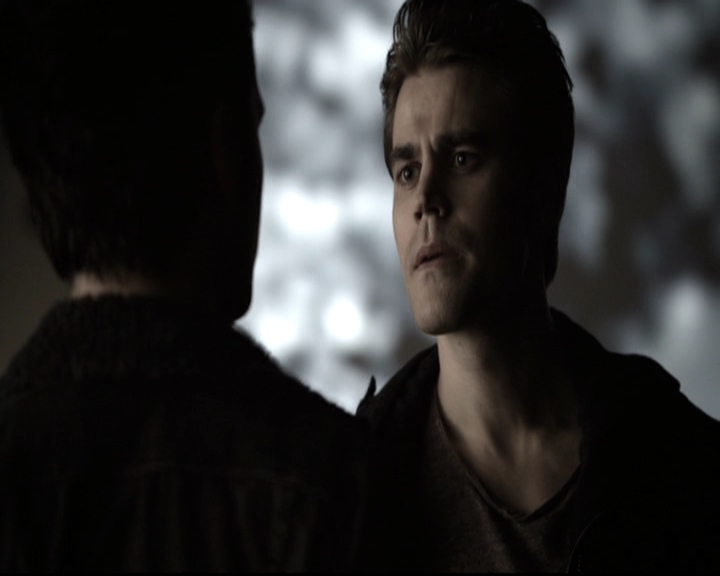 VampireDiariesWorld-dot-nl_6x11WokeUpWithAMonster1417.jpg