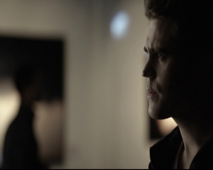 VampireDiariesWorld-dot-nl_6x11WokeUpWithAMonster1435.jpg