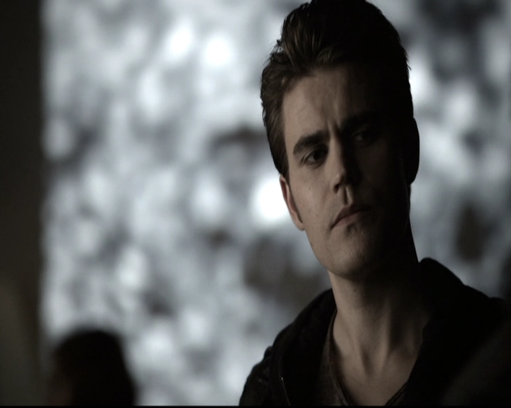 VampireDiariesWorld-dot-nl_6x11WokeUpWithAMonster1441.jpg