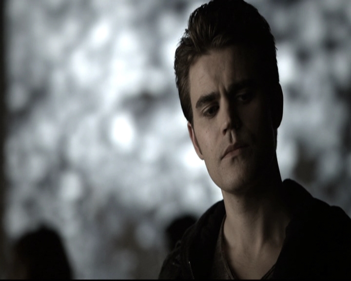 VampireDiariesWorld-dot-nl_6x11WokeUpWithAMonster1442.jpg