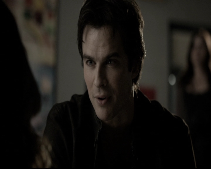 VampireDiariesWorld-dot-nl_6x11WokeUpWithAMonster1471.jpg