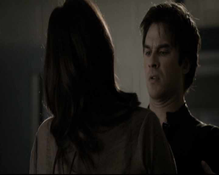 VampireDiariesWorld-dot-nl_6x11WokeUpWithAMonster1569.jpg