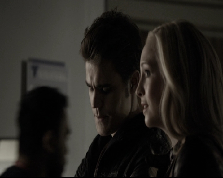 VampireDiariesWorld-dot-nl_6x11WokeUpWithAMonster1686.jpg