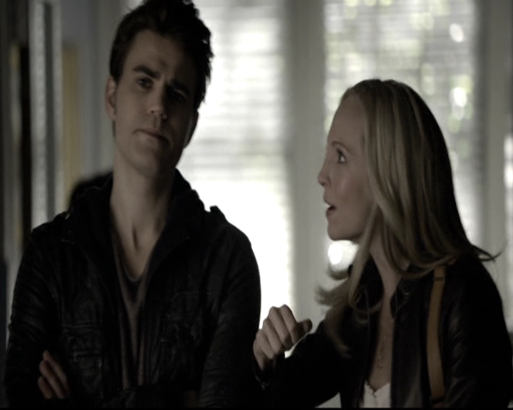 VampireDiariesWorld-dot-nl_6x11WokeUpWithAMonster1687.jpg