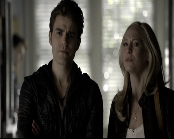 VampireDiariesWorld-dot-nl_6x11WokeUpWithAMonster1694.jpg