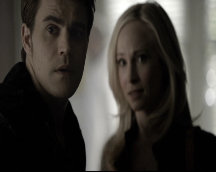 VampireDiariesWorld-dot-nl_6x11WokeUpWithAMonster1729.jpg