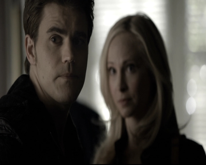 VampireDiariesWorld-dot-nl_6x11WokeUpWithAMonster1731.jpg