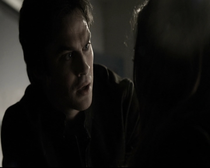 VampireDiariesWorld-dot-nl_6x11WokeUpWithAMonster1761.jpg