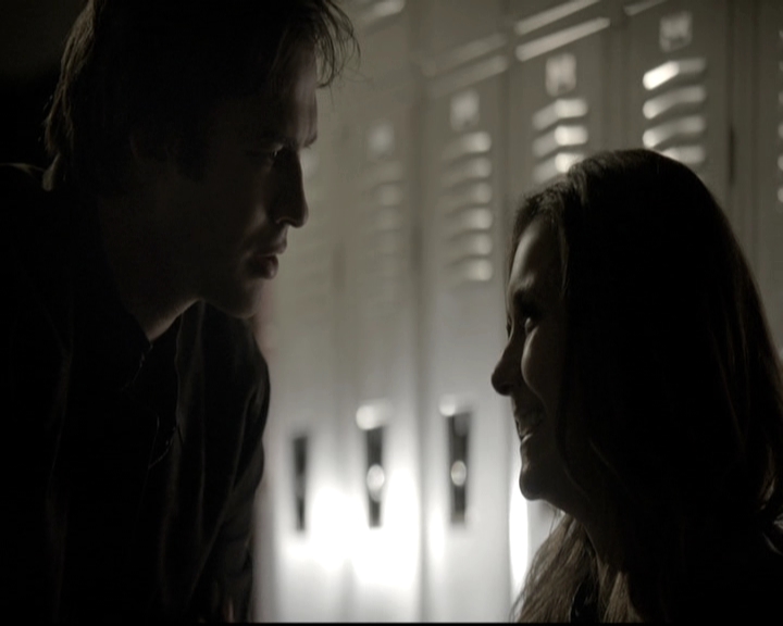 VampireDiariesWorld-dot-nl_6x11WokeUpWithAMonster1787.jpg