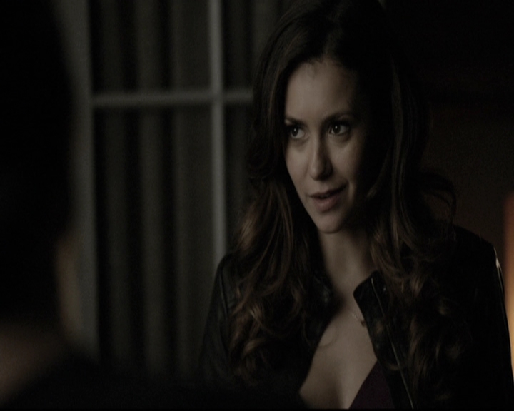 VampireDiariesWorld-dot-nl_6x11WokeUpWithAMonster1923.jpg