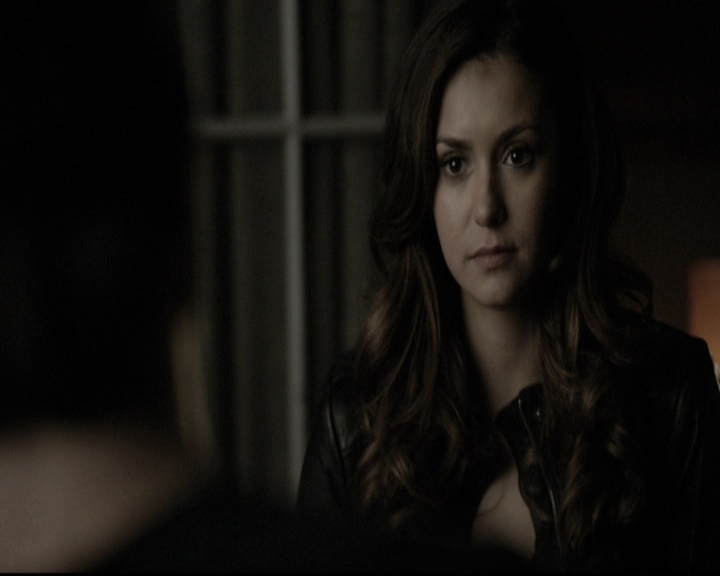 VampireDiariesWorld-dot-nl_6x11WokeUpWithAMonster1930.jpg