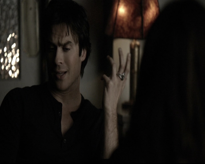 VampireDiariesWorld-dot-nl_6x11WokeUpWithAMonster1935.jpg