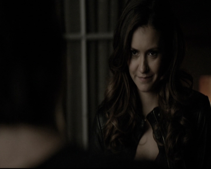 VampireDiariesWorld-dot-nl_6x11WokeUpWithAMonster1936.jpg