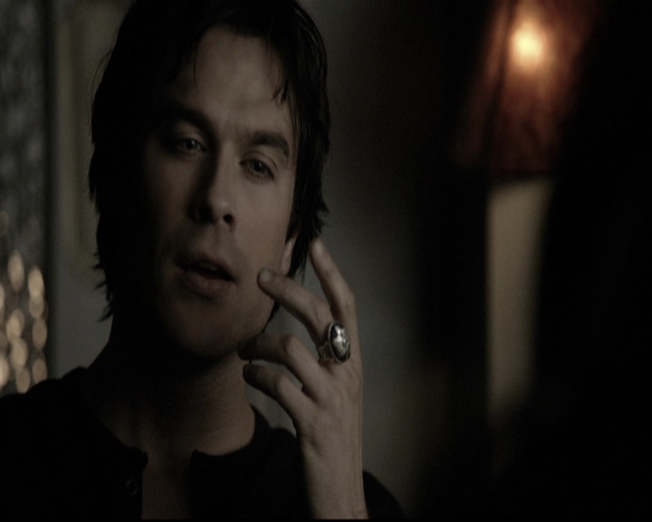 VampireDiariesWorld-dot-nl_6x11WokeUpWithAMonster1944.jpg