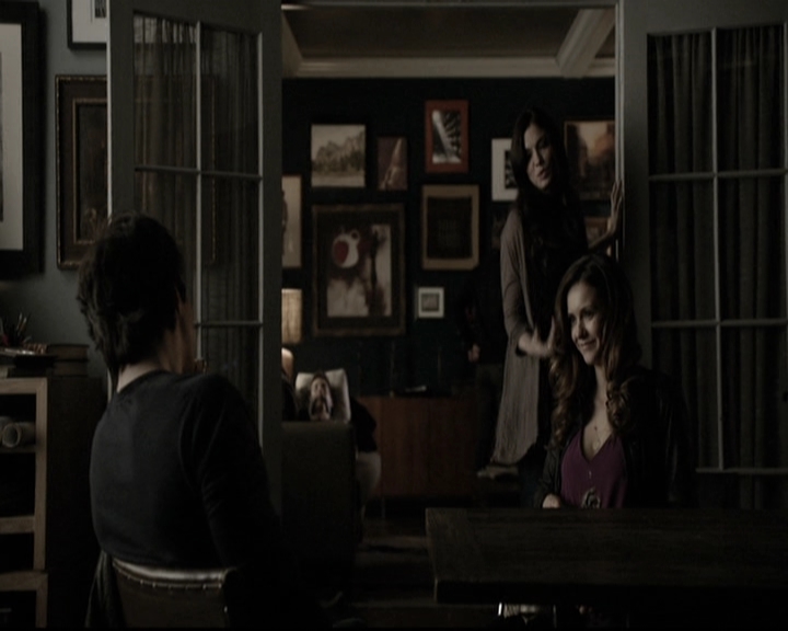 VampireDiariesWorld-dot-nl_6x11WokeUpWithAMonster1949.jpg