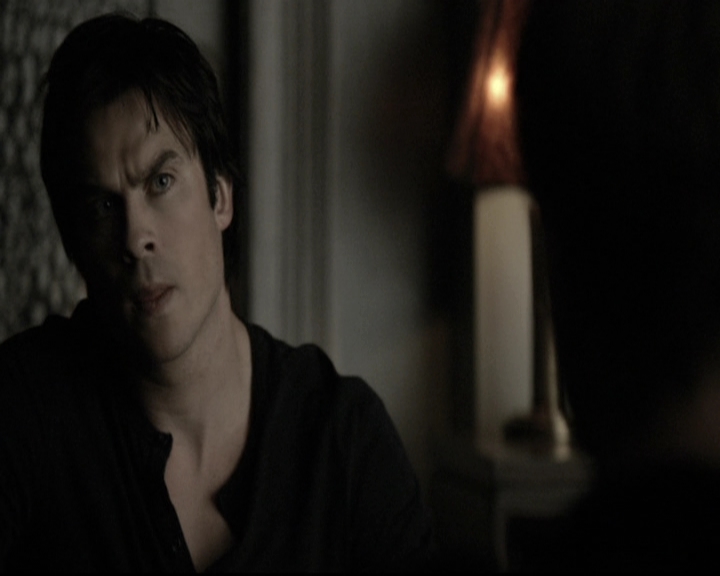 VampireDiariesWorld-dot-nl_6x11WokeUpWithAMonster1972.jpg