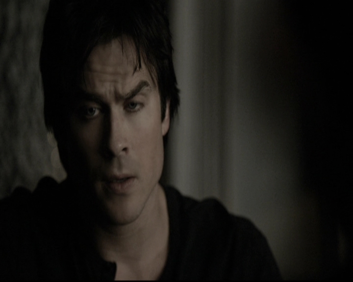 VampireDiariesWorld-dot-nl_6x11WokeUpWithAMonster1980.jpg