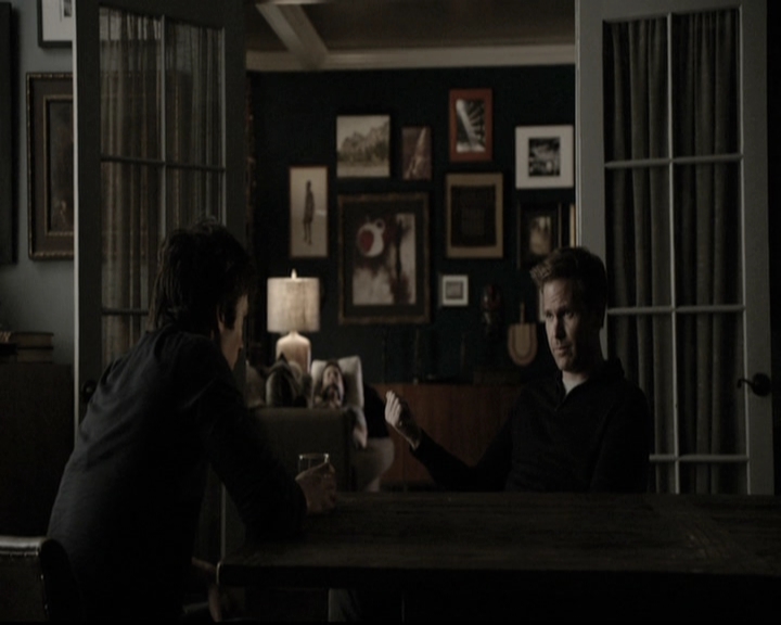 VampireDiariesWorld-dot-nl_6x11WokeUpWithAMonster1987.jpg