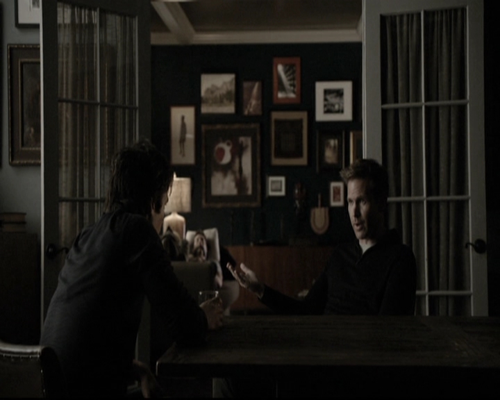 VampireDiariesWorld-dot-nl_6x11WokeUpWithAMonster1989.jpg