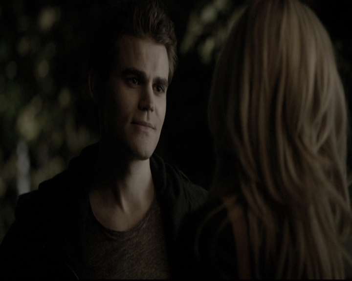 VampireDiariesWorld-dot-nl_6x11WokeUpWithAMonster2036.jpg