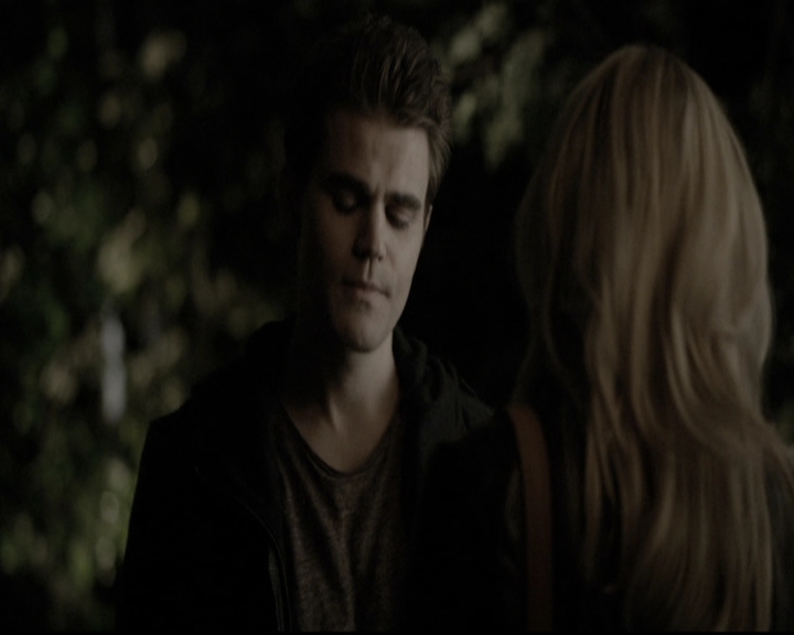 VampireDiariesWorld-dot-nl_6x11WokeUpWithAMonster2054.jpg