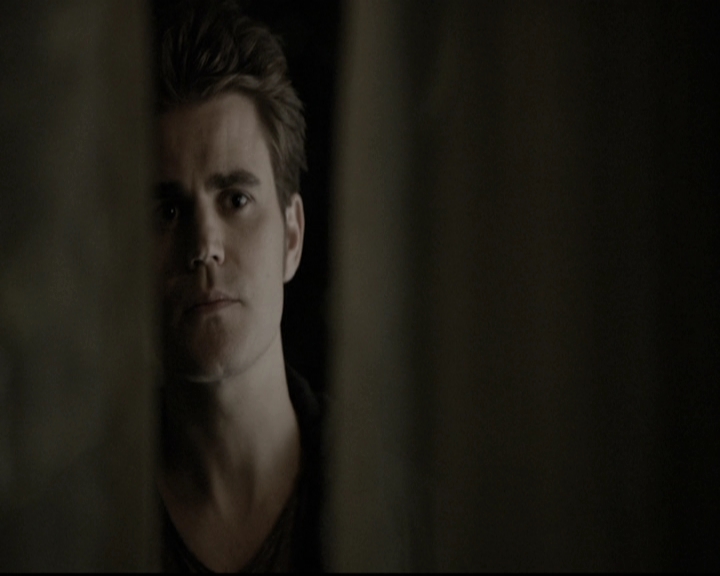 VampireDiariesWorld-dot-nl_6x11WokeUpWithAMonster2082.jpg