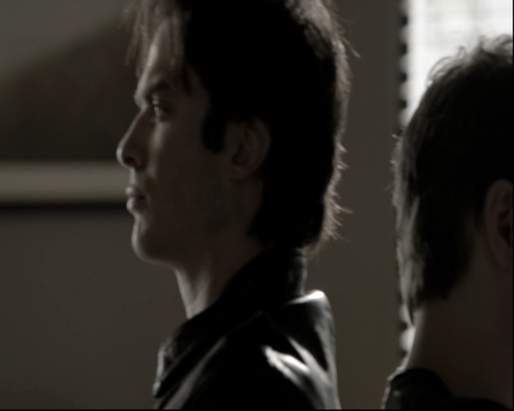 VampireDiariesWorld-dot-nl_6x12PrayerForTheDying-deletedscenes0002.jpg