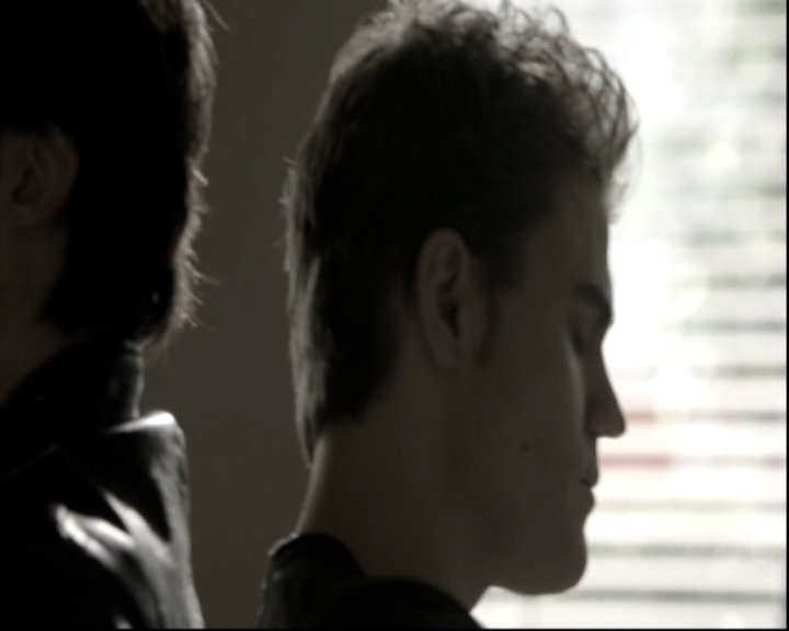 VampireDiariesWorld-dot-nl_6x12PrayerForTheDying-deletedscenes0003.jpg