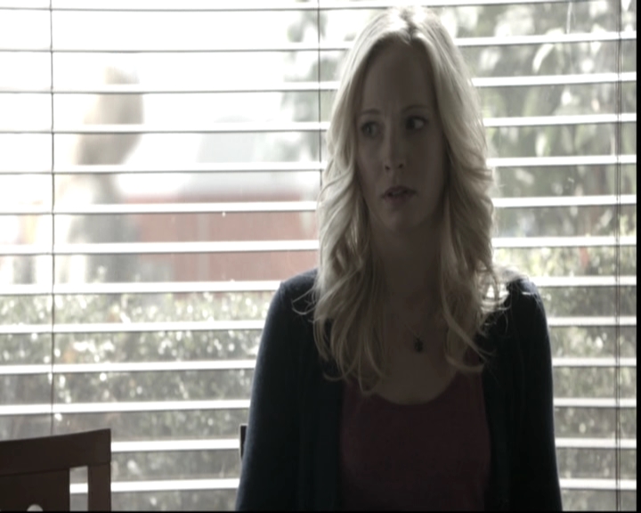 VampireDiariesWorld-dot-nl_6x12PrayerForTheDying-deletedscenes0007.jpg